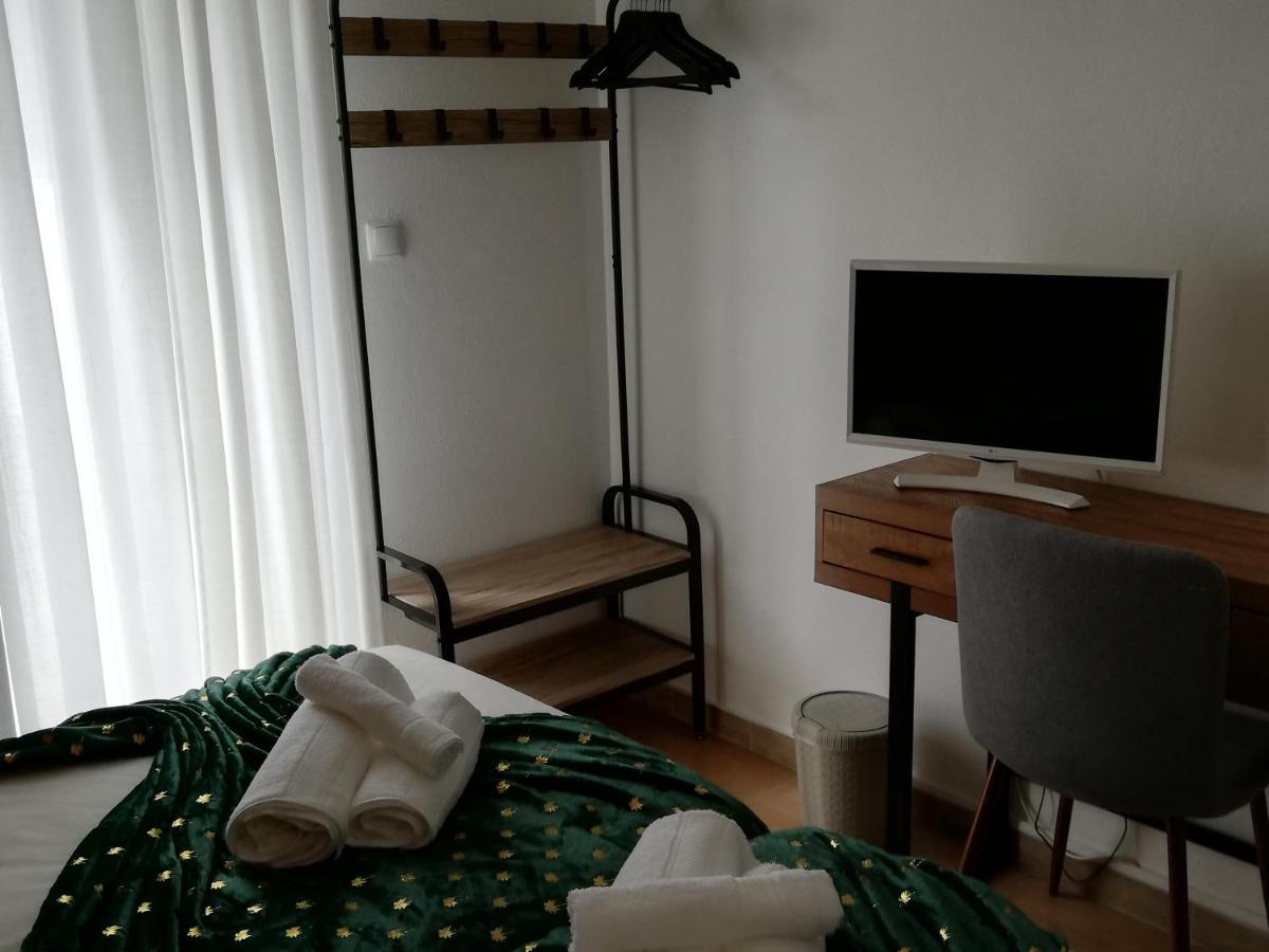 Victoria Guest House Фурнаш Экстерьер фото