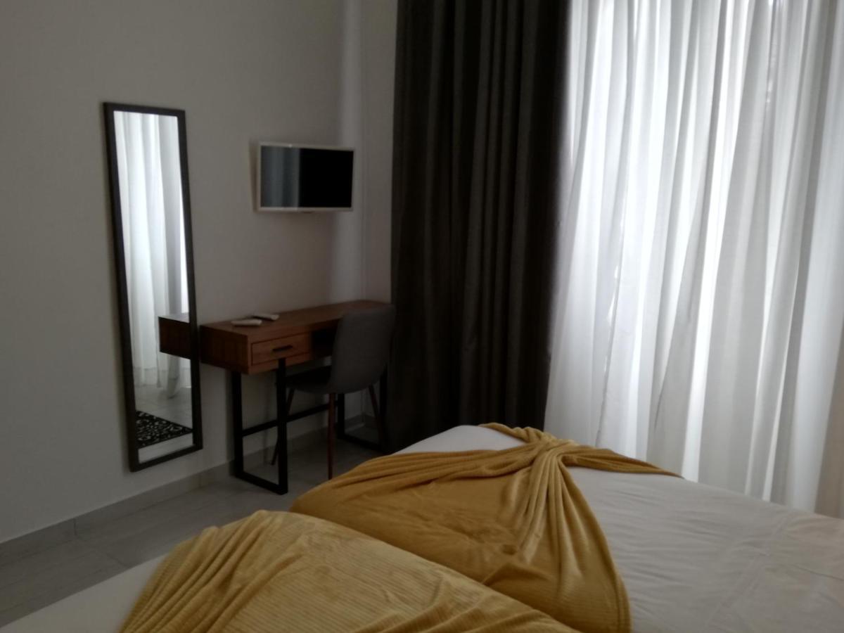 Victoria Guest House Фурнаш Экстерьер фото