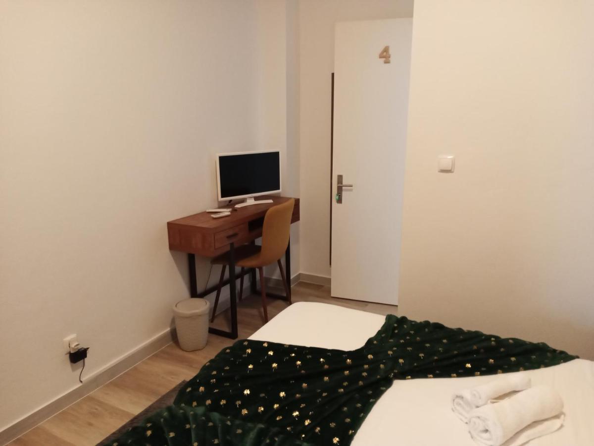 Victoria Guest House Фурнаш Экстерьер фото