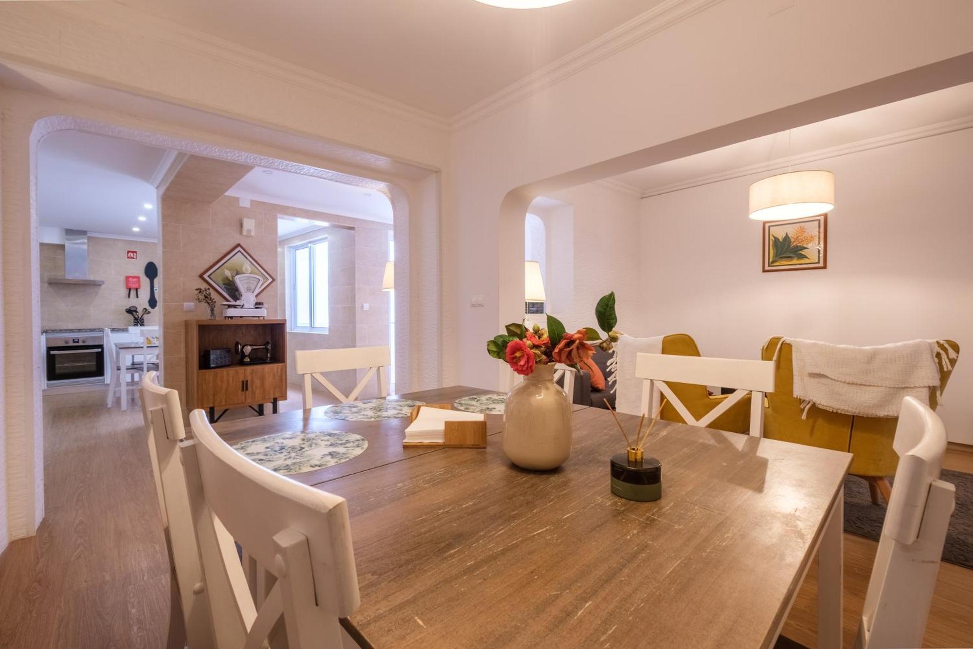 Victoria Guest House Фурнаш Экстерьер фото
