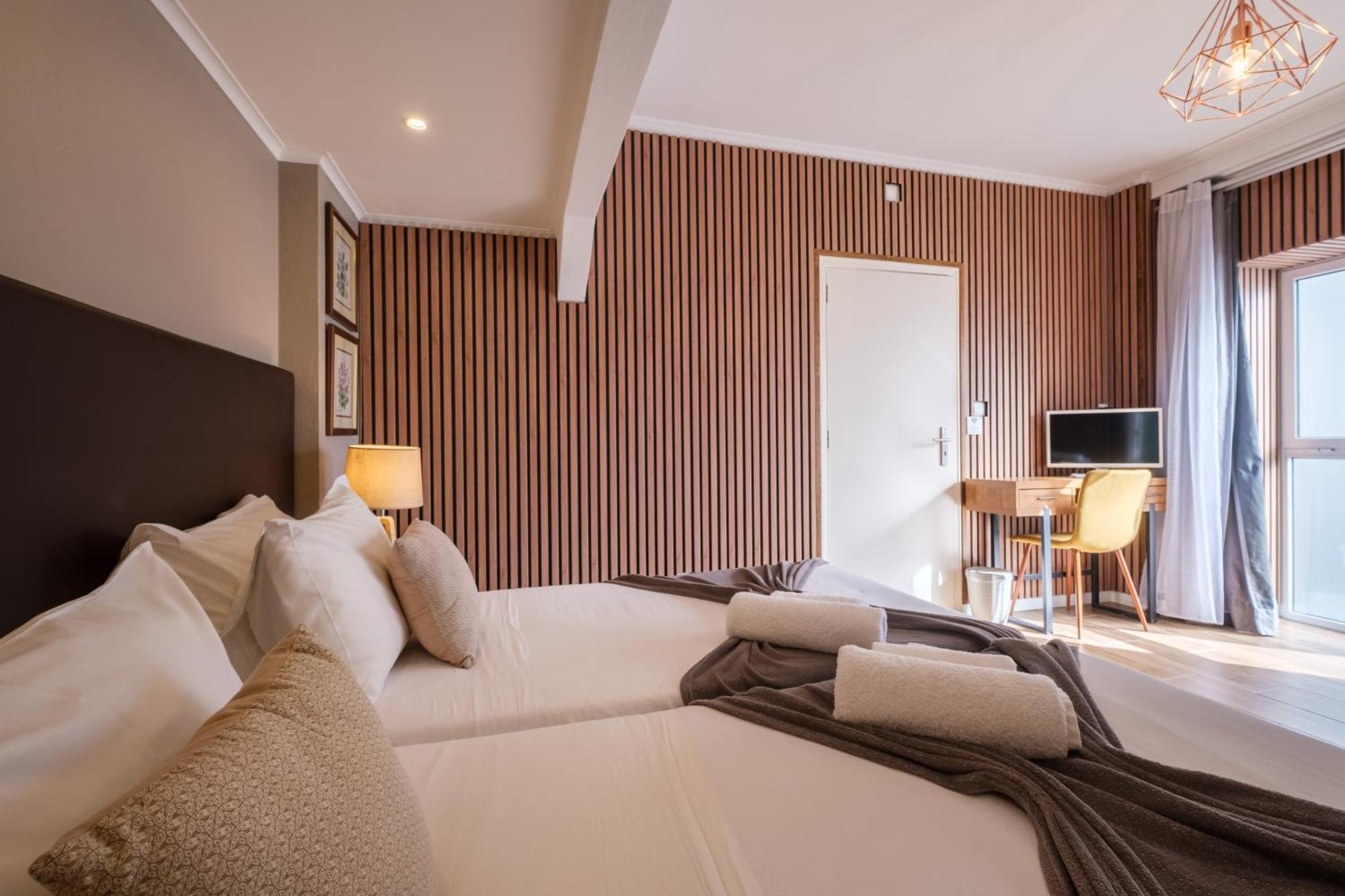 Victoria Guest House Фурнаш Экстерьер фото