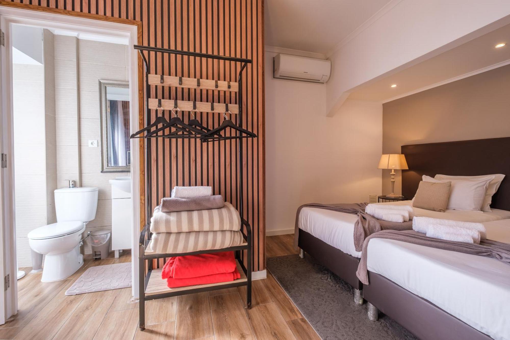 Victoria Guest House Фурнаш Экстерьер фото